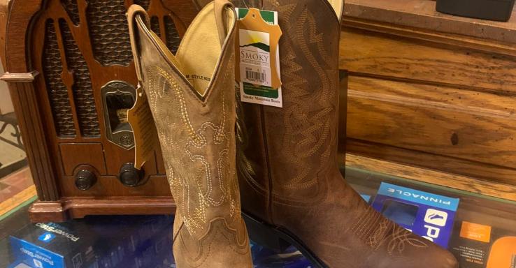 Clayton's Shoe Store - Gallery Image 3