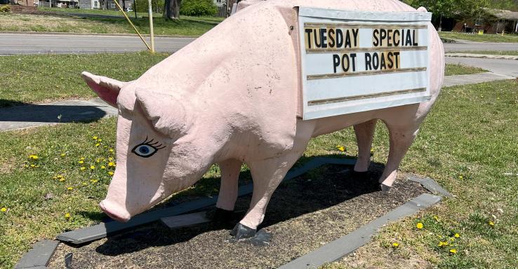 Piggy&#039;s Place Bar-B-Que - Gallery Image 8